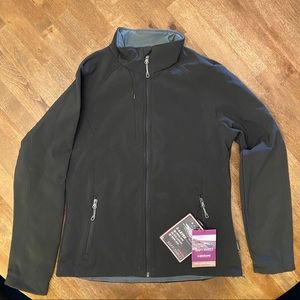 Driver Gear Volkswagen Women’s Large SoftShell NWT